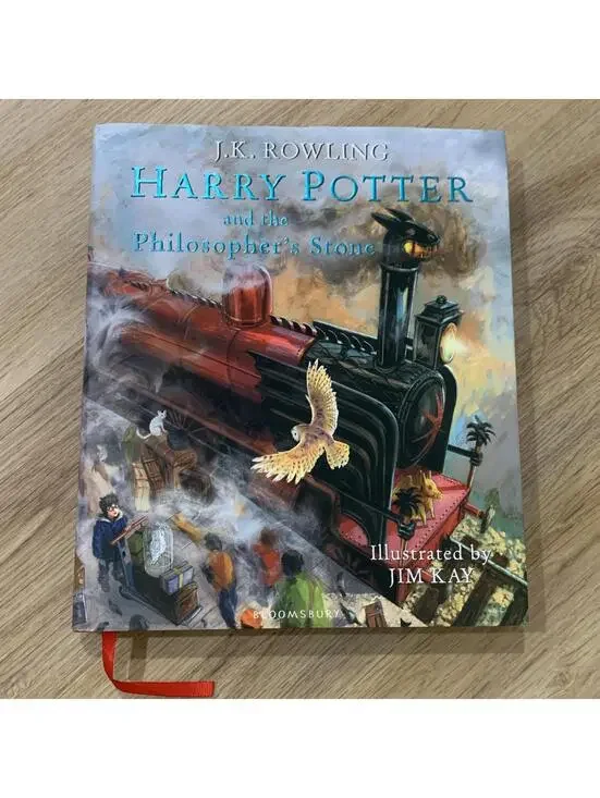 Harry Potter and the Philosopher’s Stone Illustrated Edition Jim Kay... - Picture 1 of 9